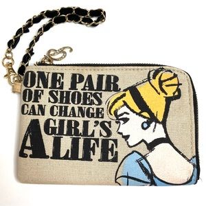 DISNEY PARKS Cinderella Zip Wristlet